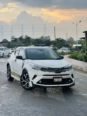 Toyota C-HR 2018 Pearl