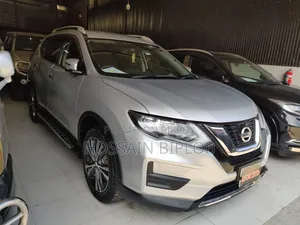 Nissan X-Trail 2017 Silver