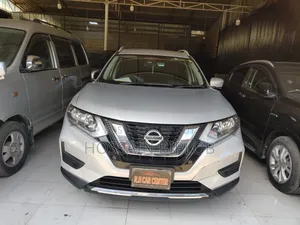 Nissan X-Trail 2017 Silver