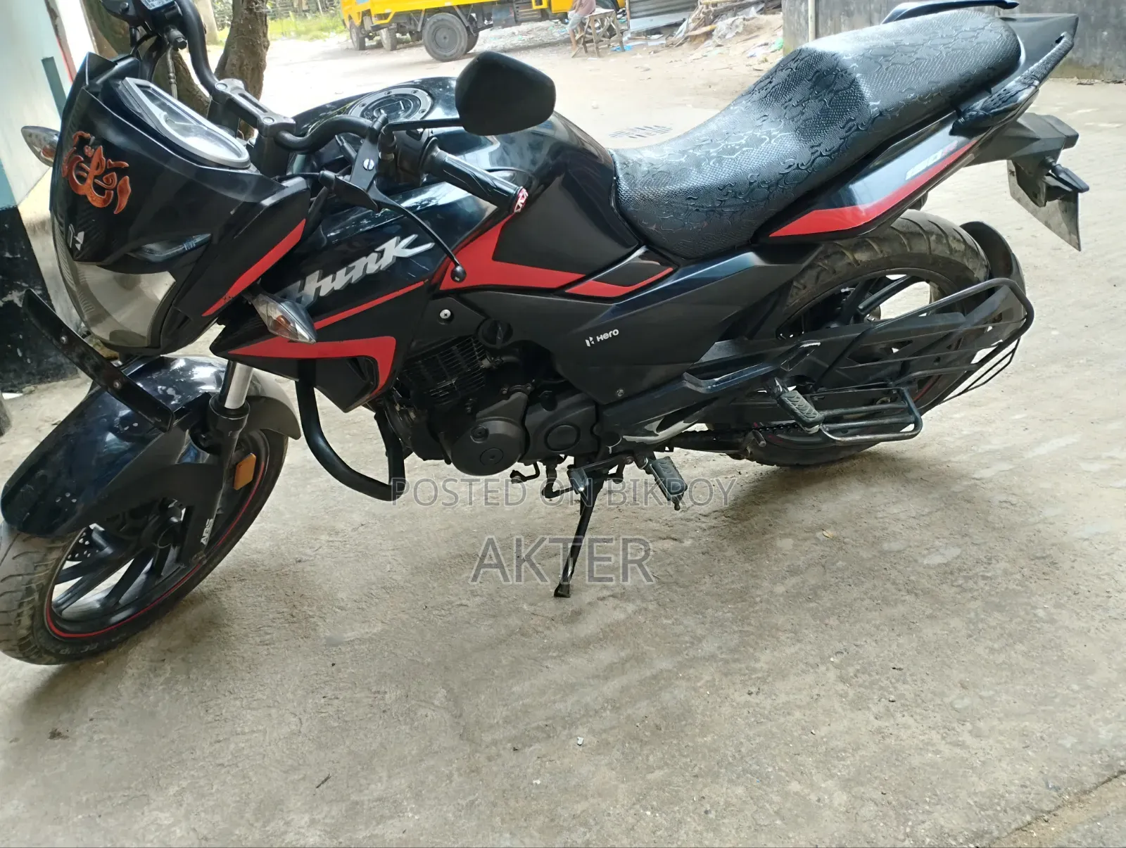 New Hero Hunk 2022 Black