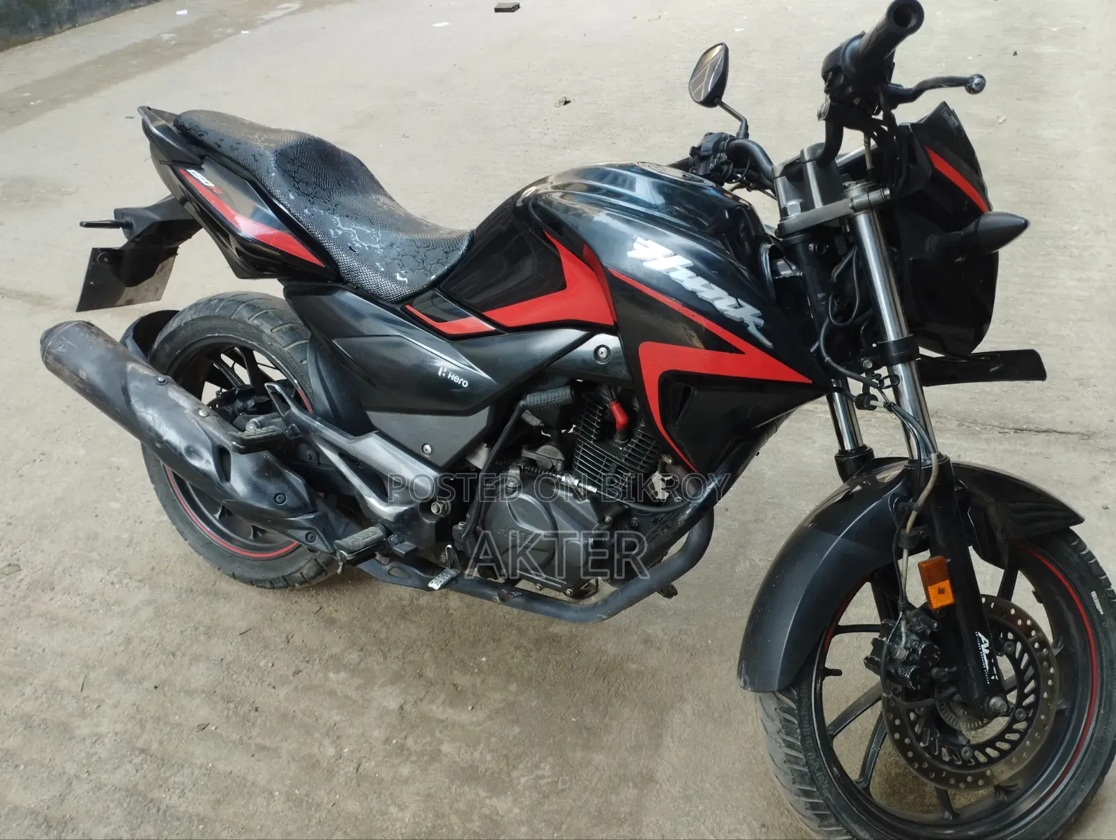 New Hero Hunk 2022 Black