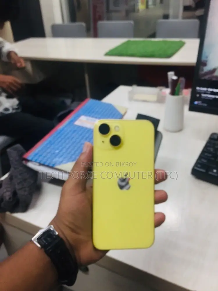 Apple iPhone 14 128 GB Yellow