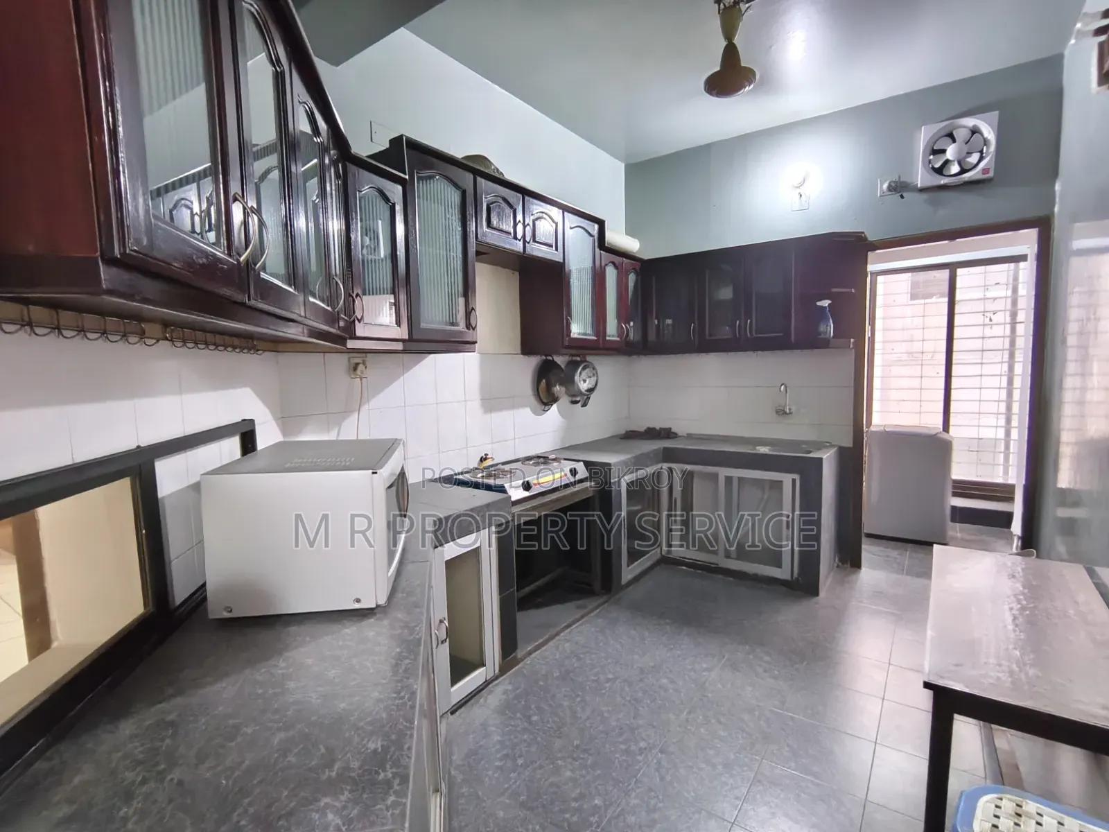 Furnished 4bdrm Apartment in Gulshan for rent