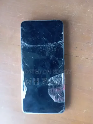 iQOO Z10 128 GB White