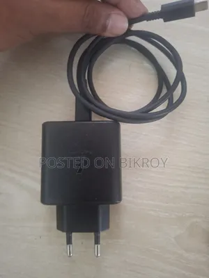 Samsung First Charger