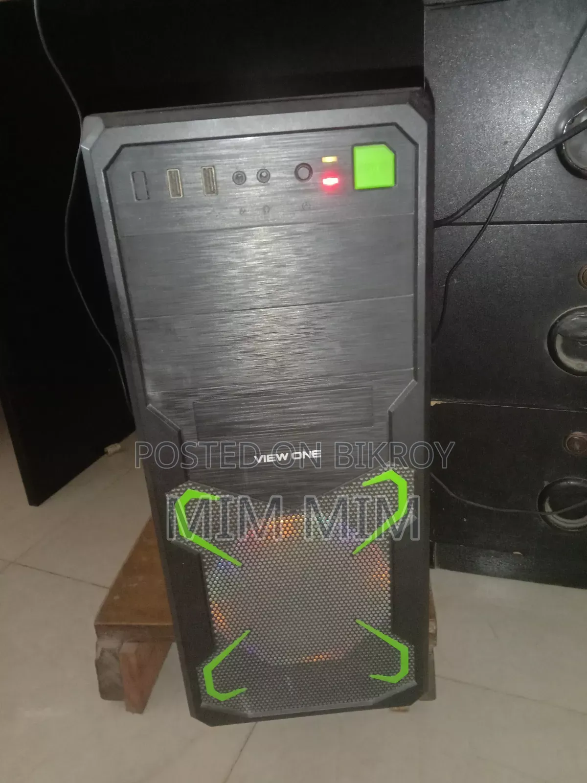 Desktop Computer 8GB Intel Core i5 SSD 256GB