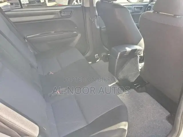 Toyota Corolla Fielder 1.5 Hybrid FWD 2021 White