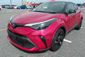 Toyota C-HR 2021 Red