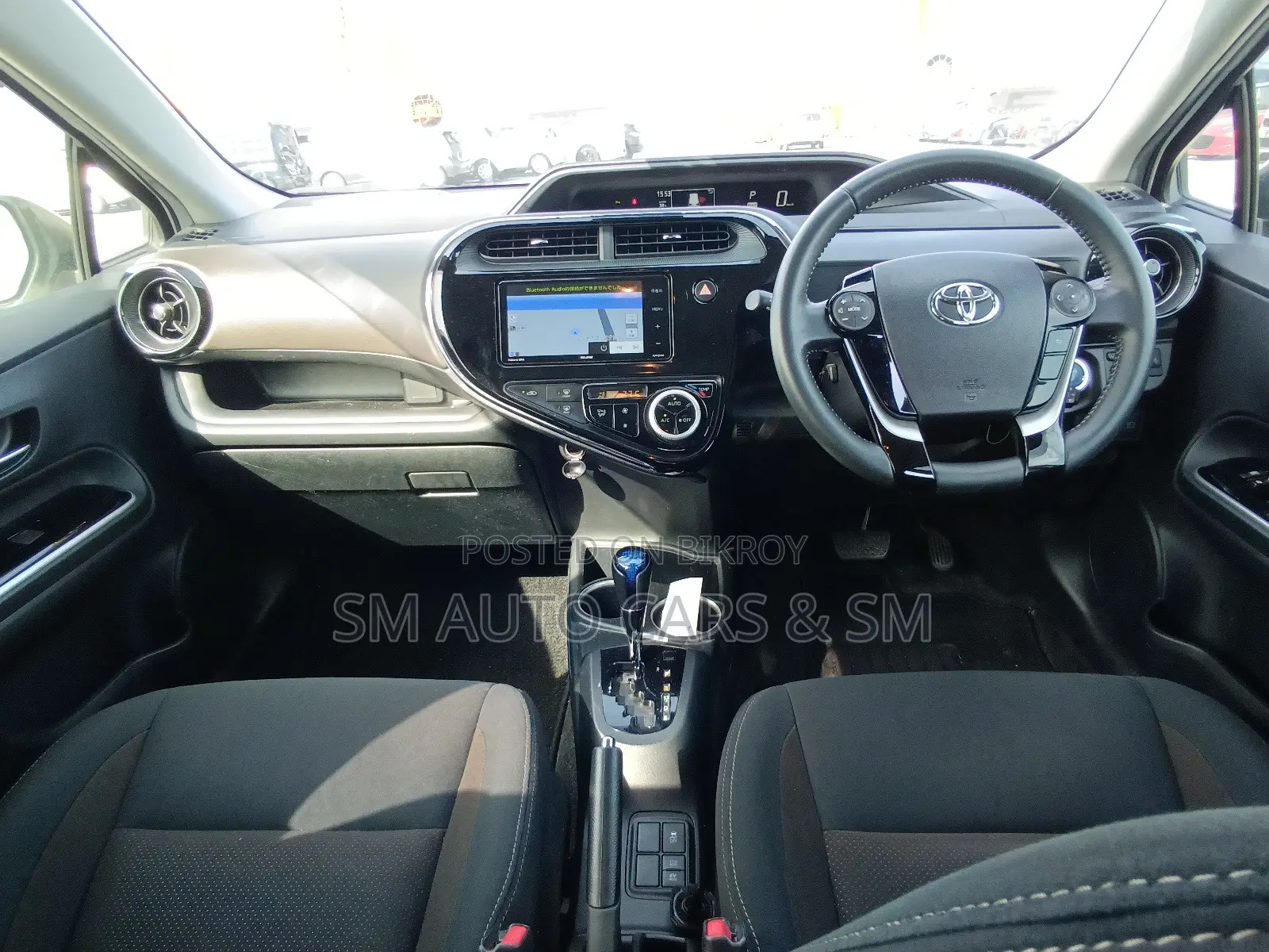 Toyota Aqua 2021 White