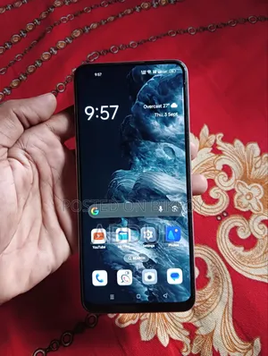 Oppo Reno8 128 GB Rose Gold