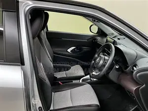 Toyota Yaris Cross 2021 Silver