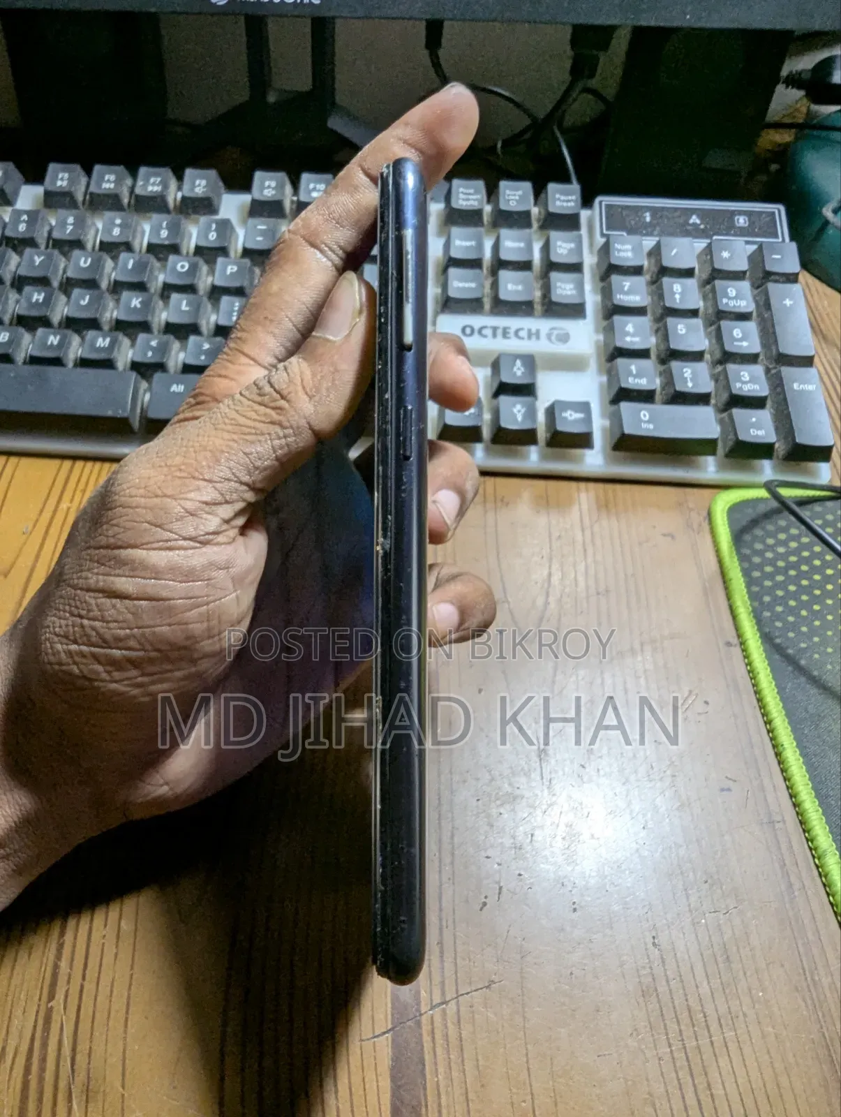 Samsung Galaxy M20 32 GB Black