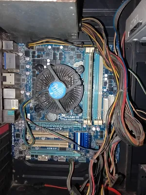 Desktop Computer Gigabyte 4GB Intel Core i5 SSD 128GB