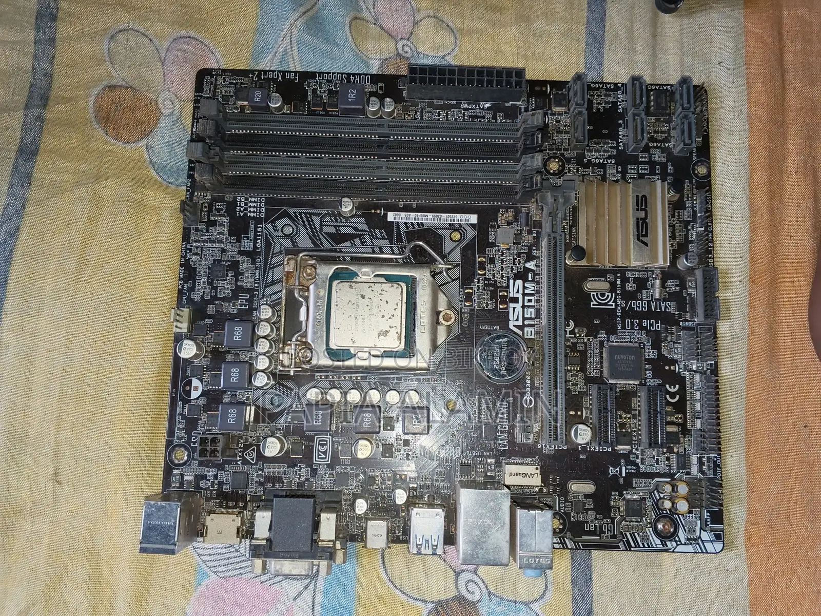 Desktop Computer Asus A4110 4GB Intel Pentium HDD+SSD 128GB