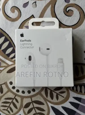 Earbuds Lighting Connector