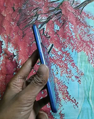 Vivo Y21 64 GB Blue
