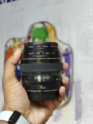 Canon 85mm Lens F1.8