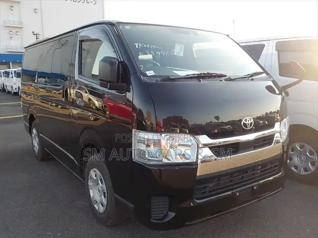 Toyota HiAce 2022 Black