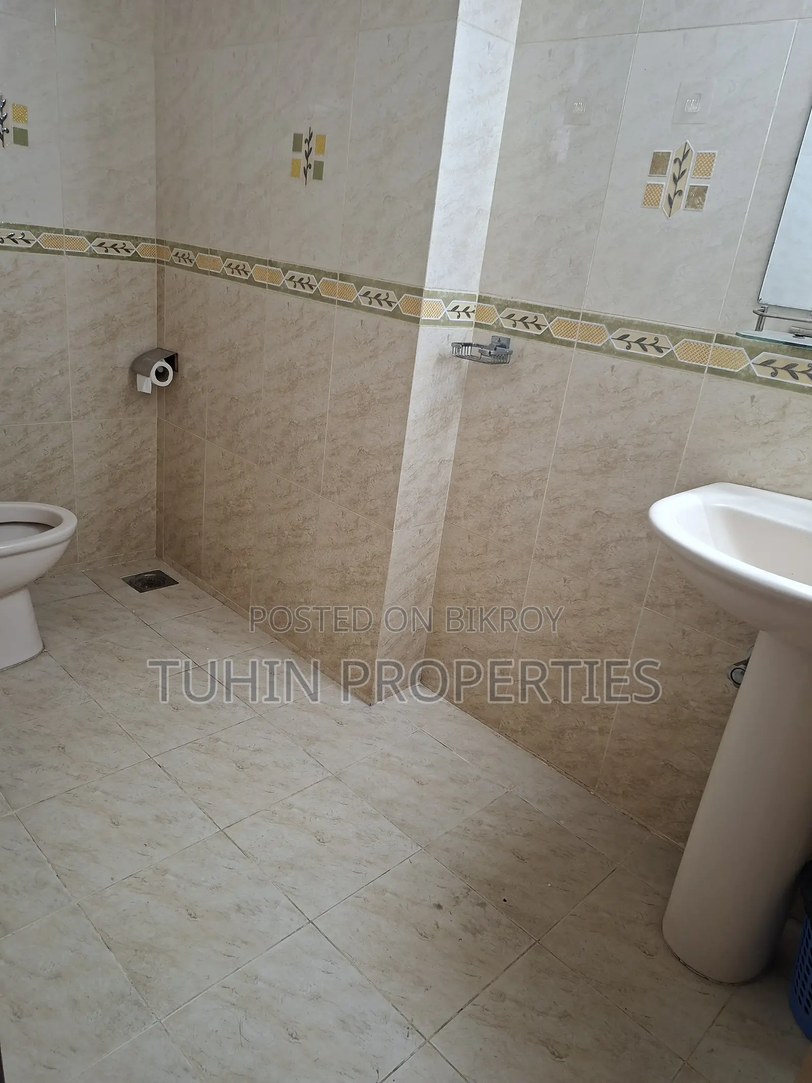 3bdrm Apartment in Uttara for sale