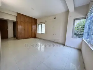 4bdrm Apartment in Uttara for sale