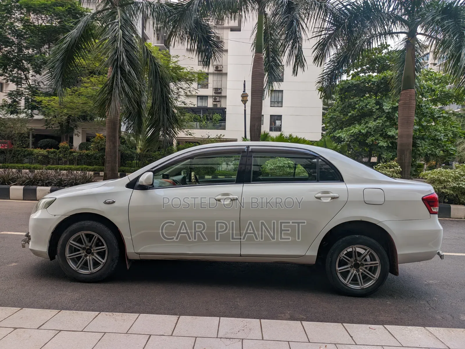 Toyota Axio 1.5 G 2WD 2010 White