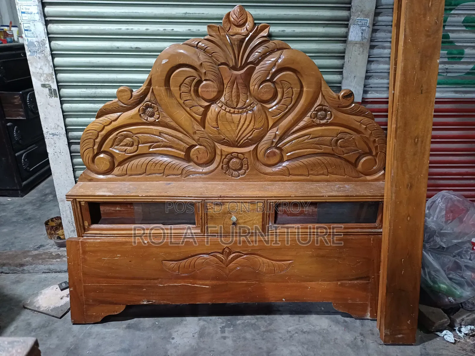 Sari Rendi Kath Bed 6/7 Feet