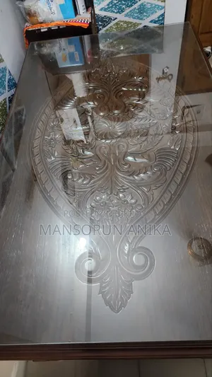ডাইনিং টেবিল বিক্রয়