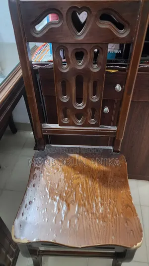 ডাইনিং টেবিল বিক্রয়