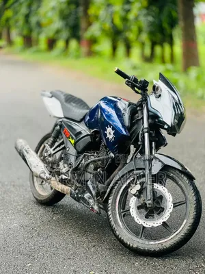 TVS Apache RTR 160 2V 2018 Blue