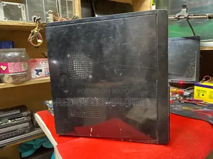 Desktop Computer 8GB AMD Ryzen 3 SSHD (Hybrid) 256GB
