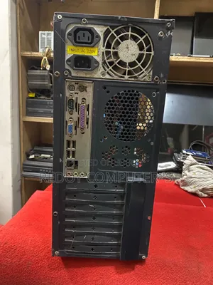 Desktop Computer 8GB AMD Ryzen 3 SSHD (Hybrid) 256GB