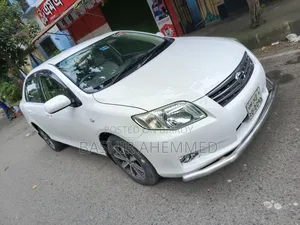 টয়োটা এক্সিও ১.৫ এক্স টু-হুইল ড্রাইভ ২০১০ সাদা