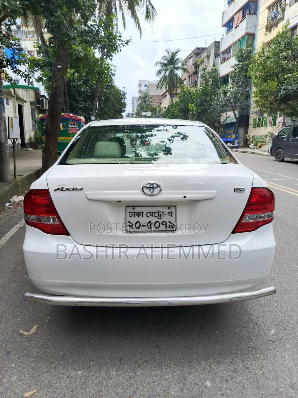 Toyota Axio 1.5 X Two-Wheel Drive 2010 White