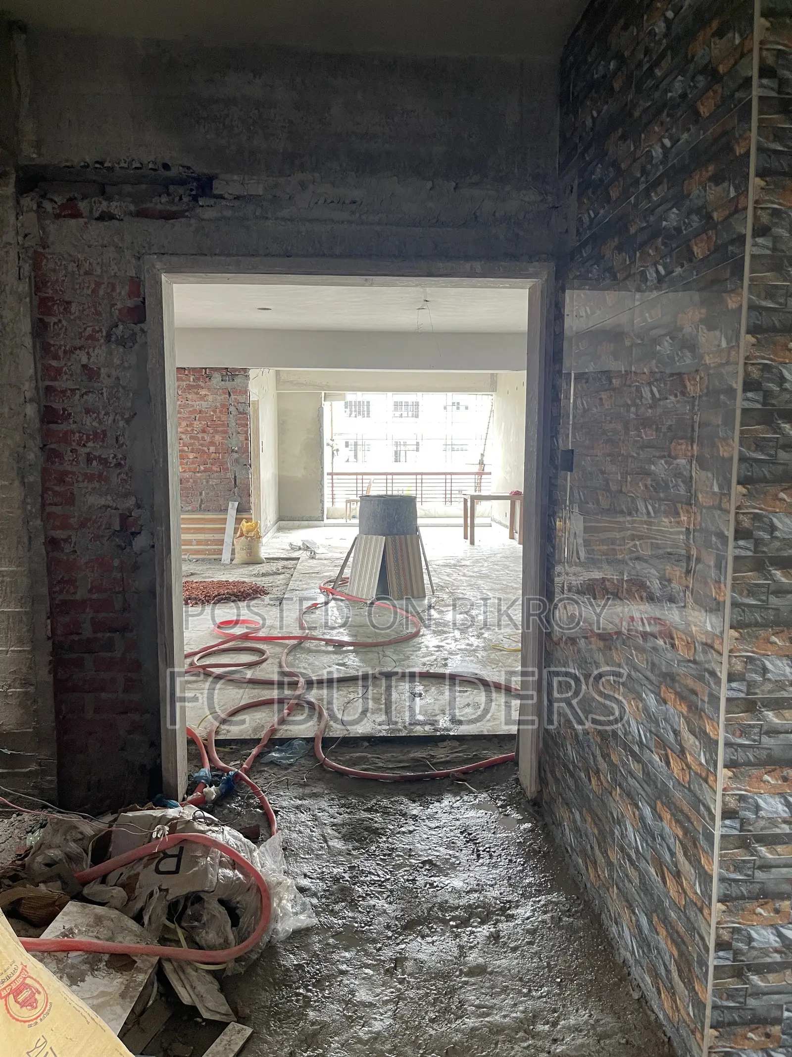 4bdrm Apartment in Ak Judge Tower, Uttara for sale
