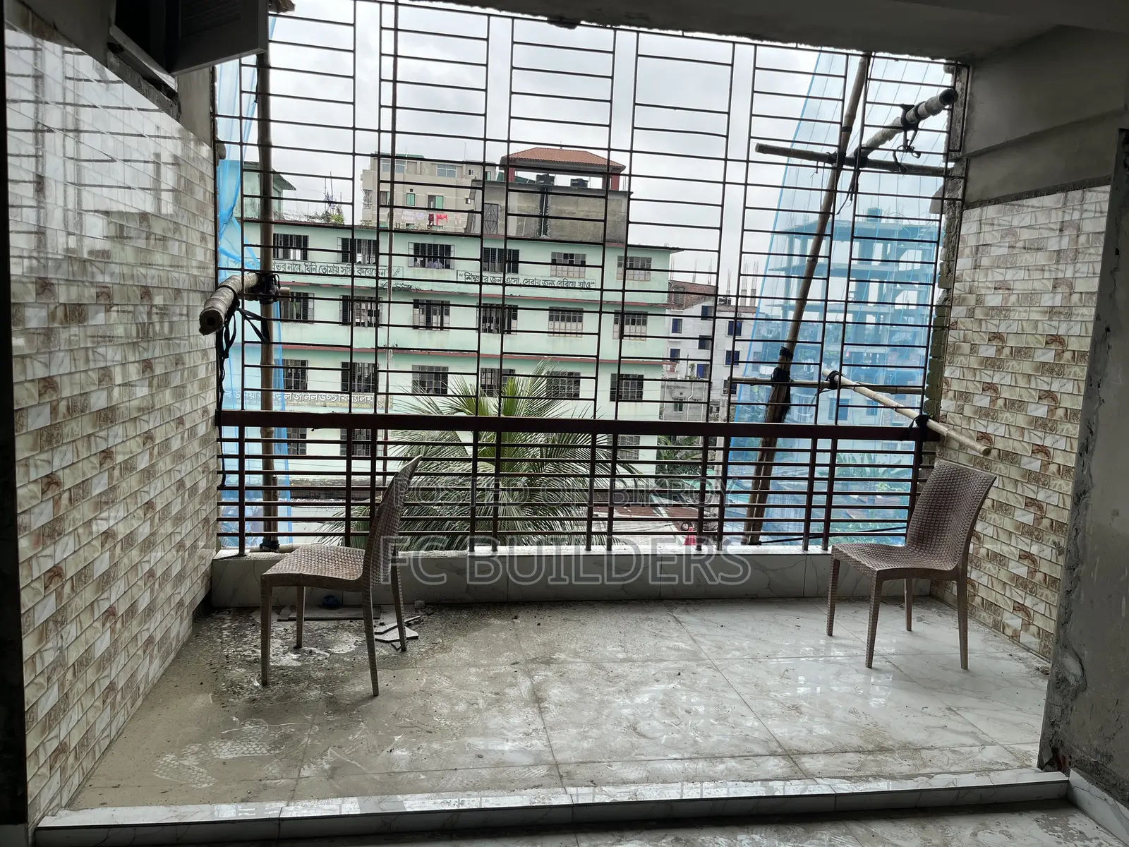 4bdrm Apartment in Ak Judge Tower, Uttara for sale