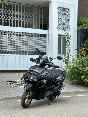 Yamaha YBR 2024 White