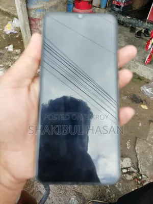 Vivo Y18 128 GB