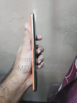 iQOO Z9 256 GB Orange