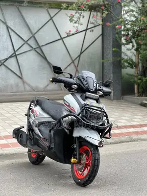 Yamaha YBR 2025 White