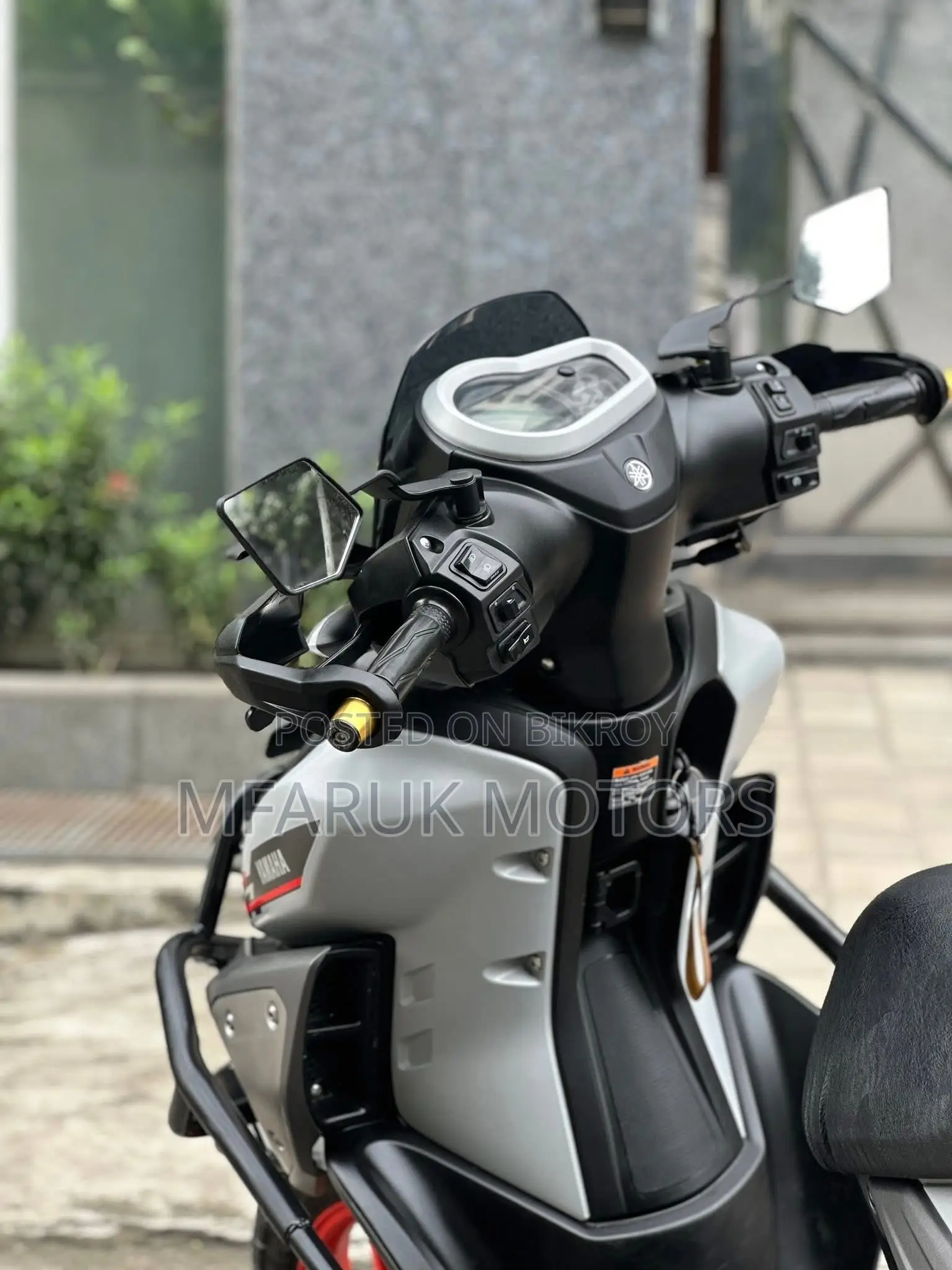Yamaha YBR 2025 White