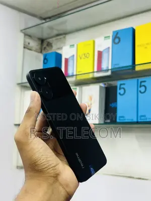 New Realme V30 128 GB Black