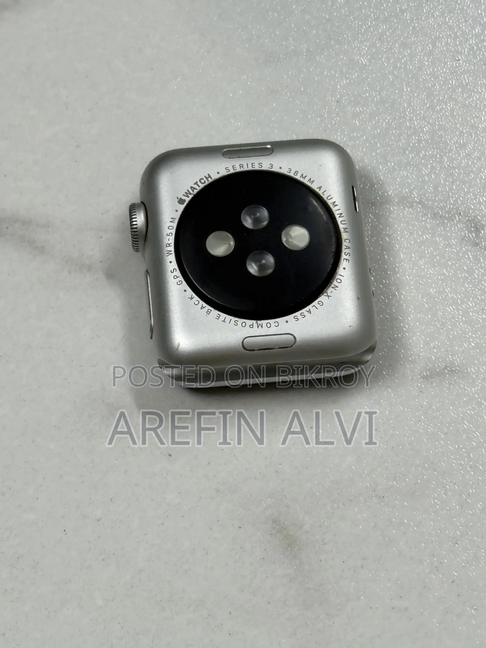 Apple Watche Series 3 8GB Battery Health 72%