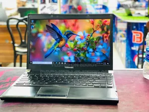 Laptop Toshiba Portege R930 8GB Intel Core i5 SSD 256GB