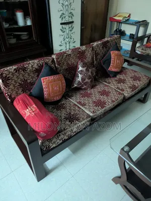 Sofa&t T Tabel Daining Tabel. Only PHN Contrack Me
