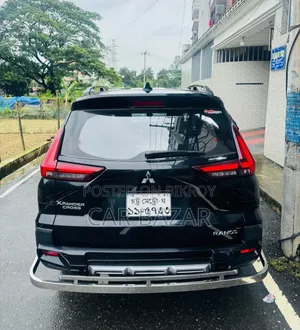 Mitsubishi Xpander Cross 2023 Gray