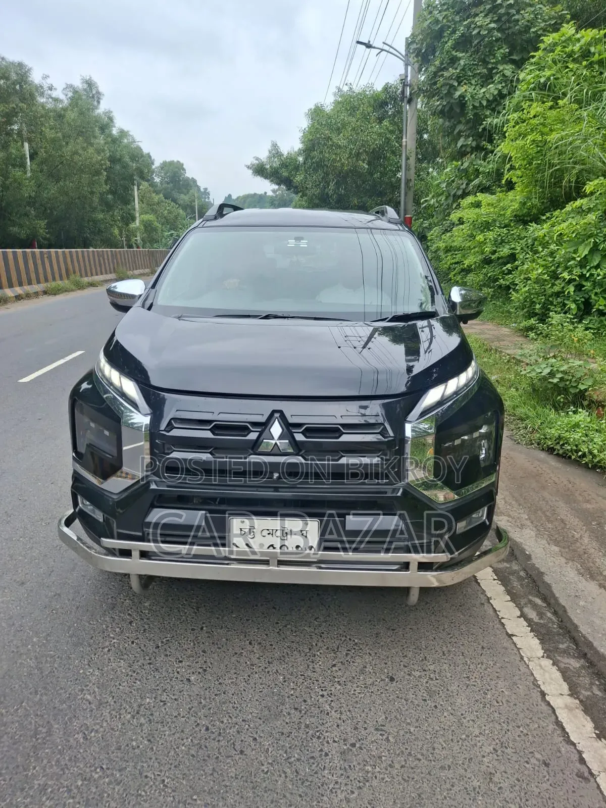 Mitsubishi Xpander Cross 2023 Gray