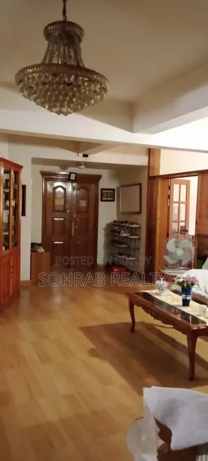 4bdrm Apartment in Sohrab Realty, Uttara for sale