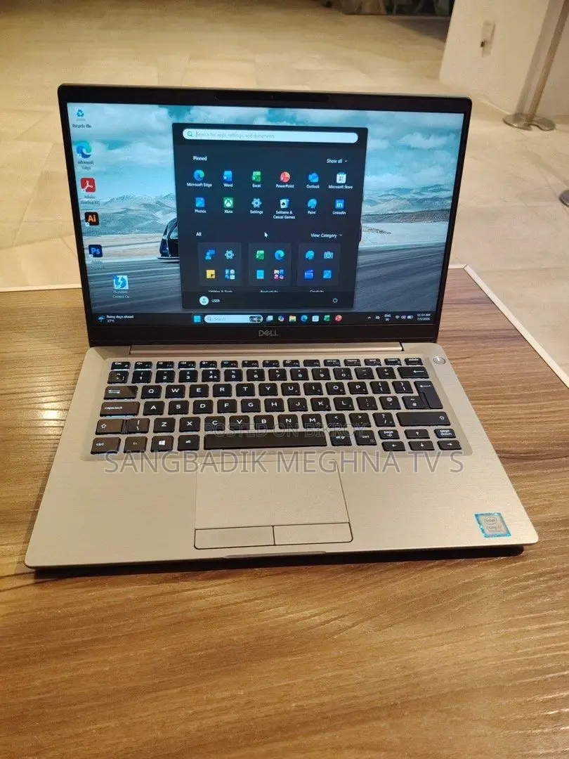 Laptop Dell 3GB Intel SSD 256GB