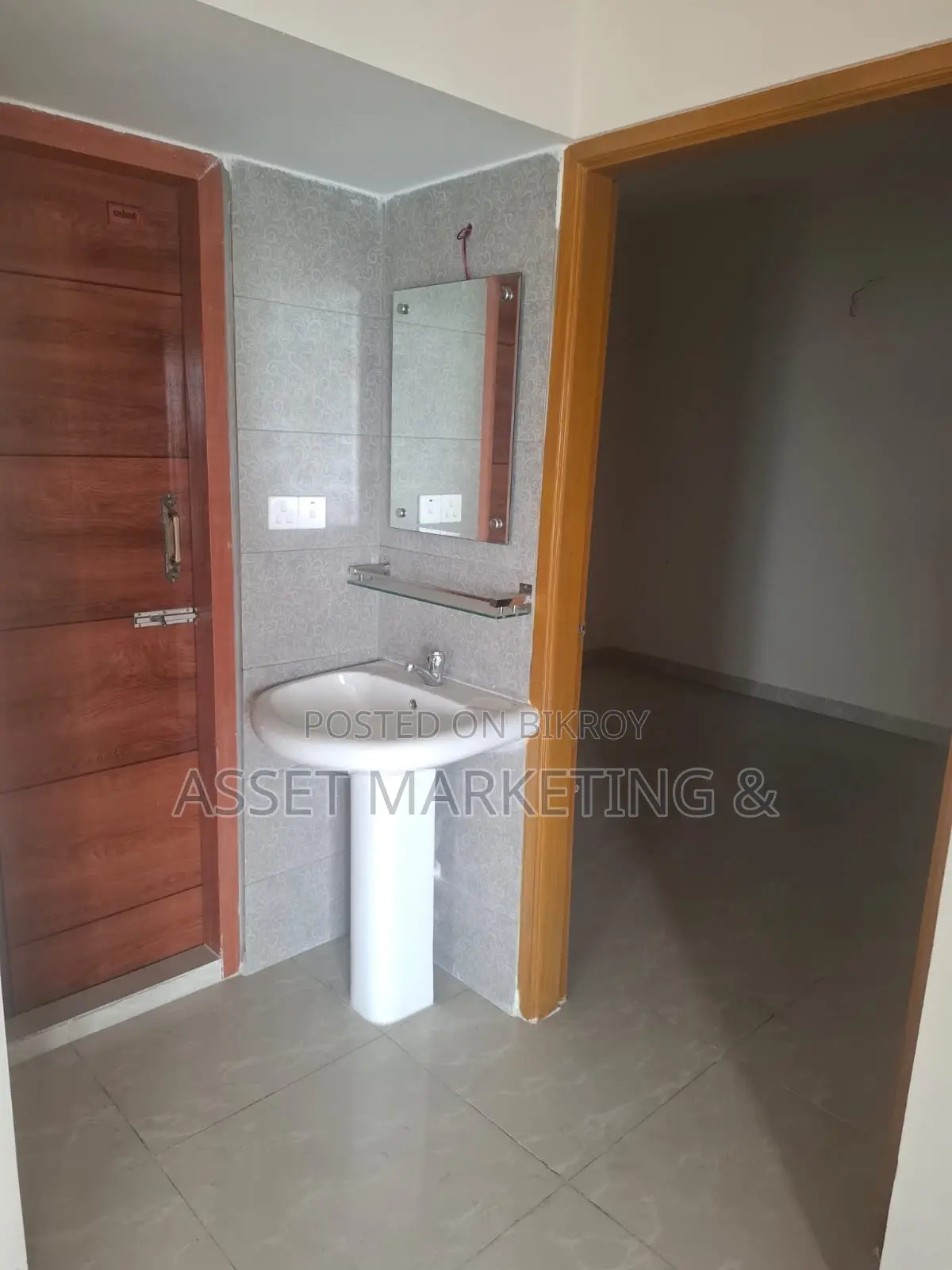 3bdrm Apartment in Hatirpool, Dhanmondi for sale