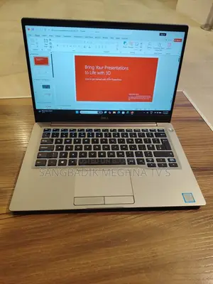 Laptop Dell 3GB Intel SSD 256GB